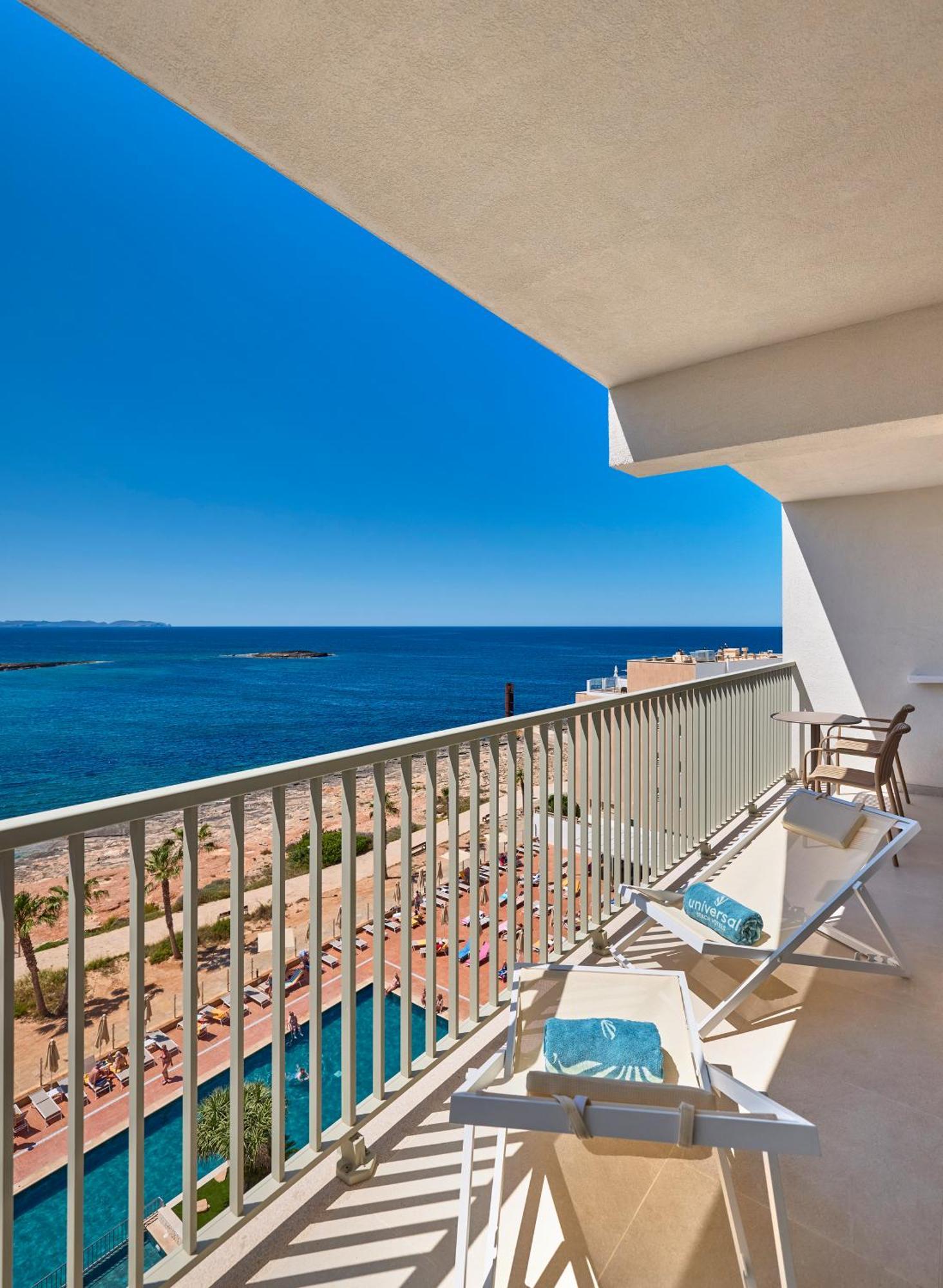 Universal Hotel Romantica Colonia de Sant Jordi Esterno foto