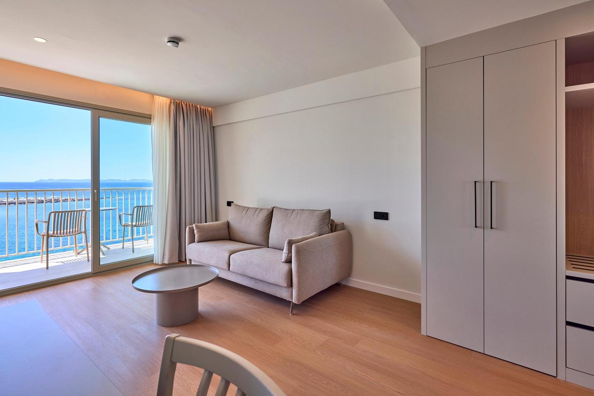 Universal Hotel Romantica Colonia de Sant Jordi Esterno foto