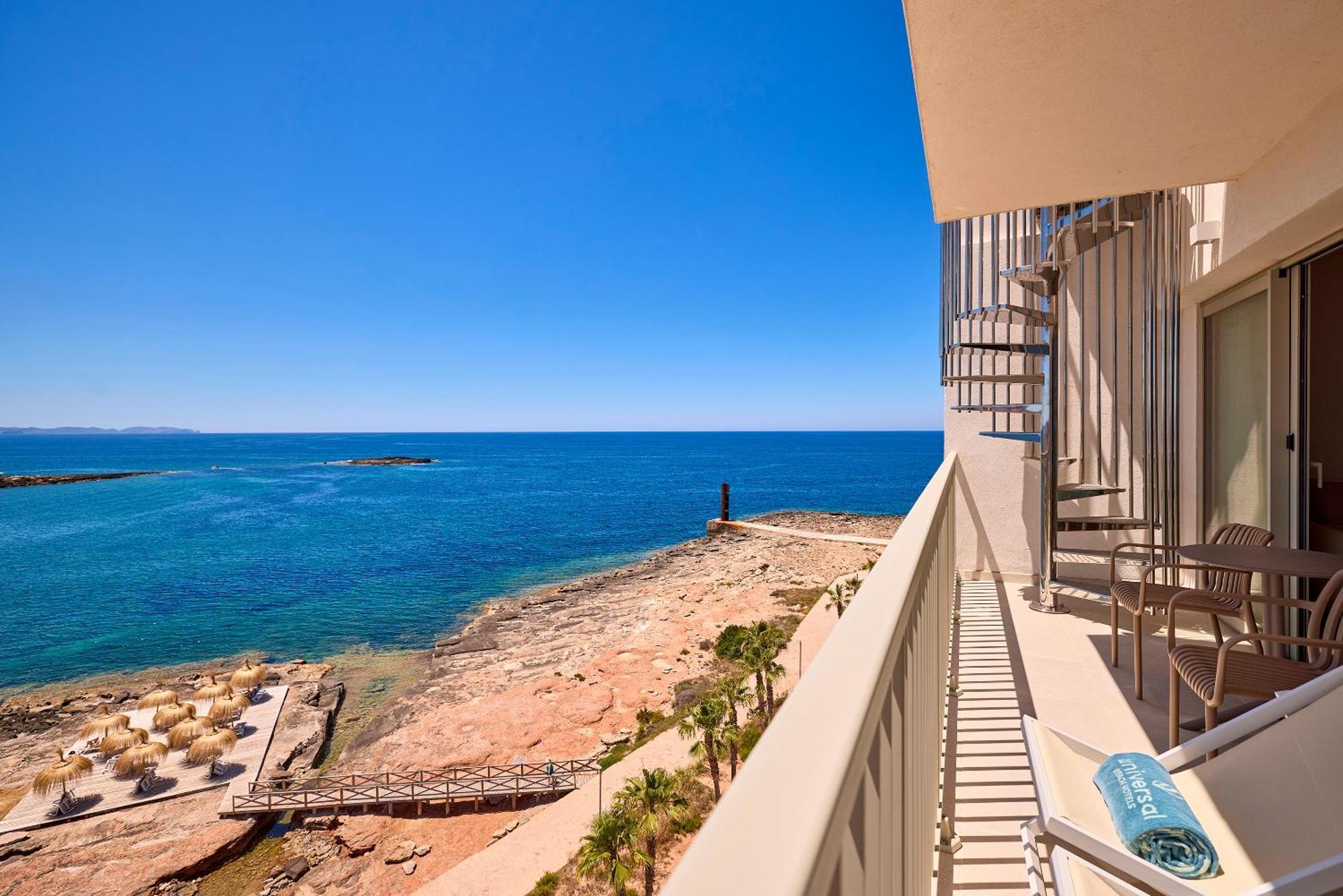 Universal Hotel Romantica Colonia de Sant Jordi Esterno foto