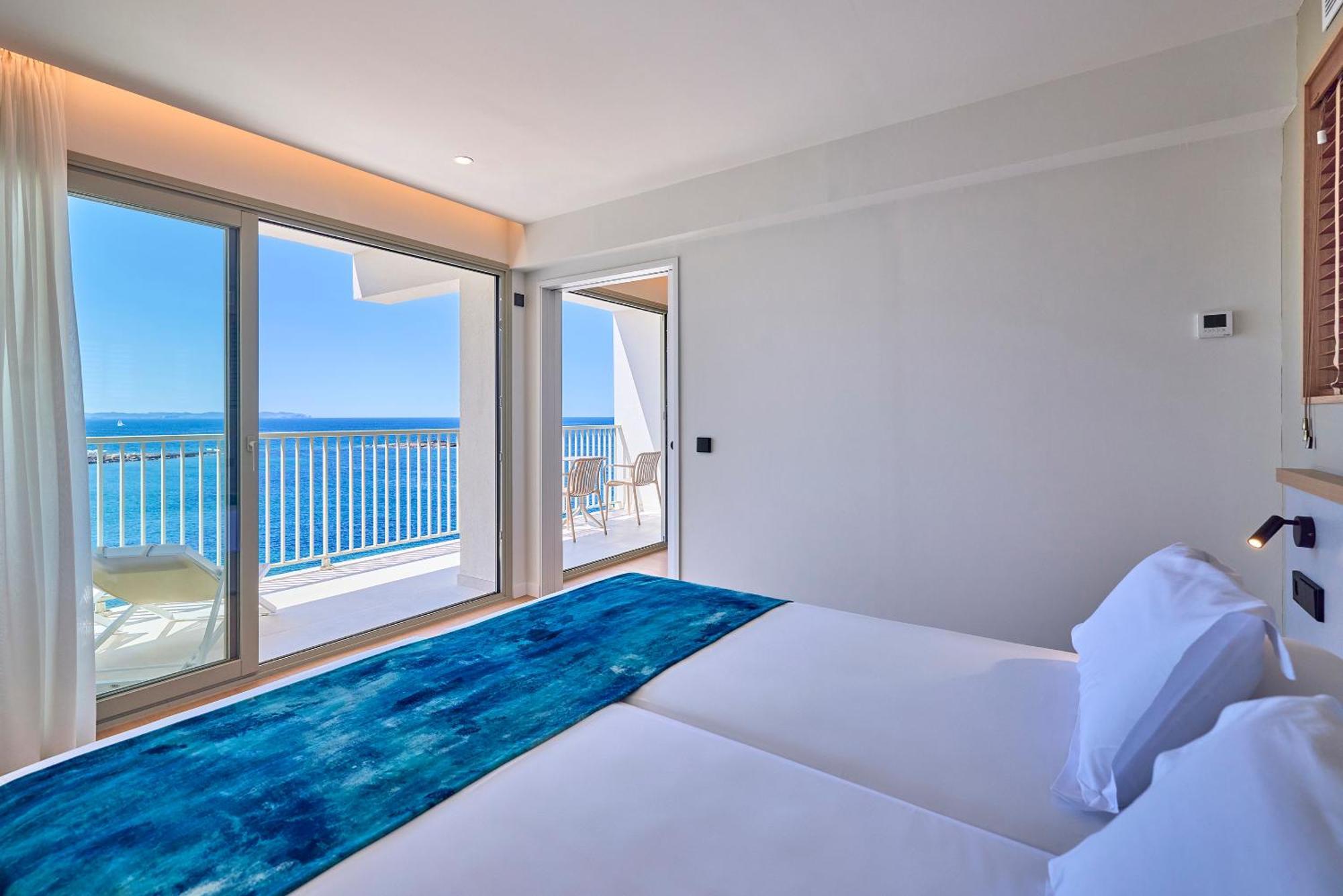 Universal Hotel Romantica Colonia de Sant Jordi Esterno foto