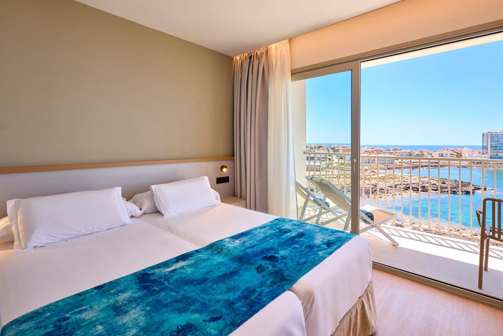 Universal Hotel Romantica Colonia de Sant Jordi Esterno foto