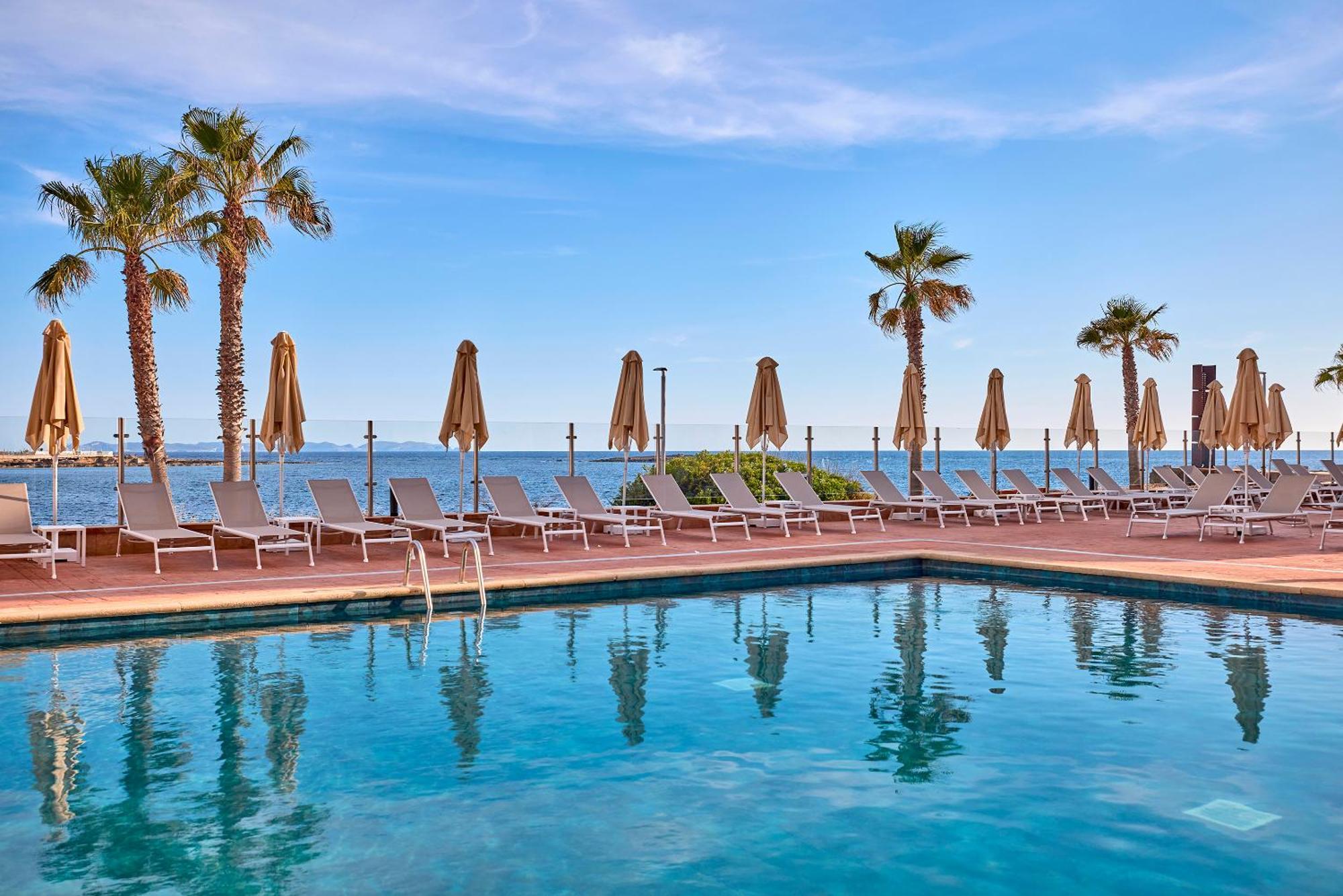 Universal Hotel Romantica Colonia de Sant Jordi Esterno foto