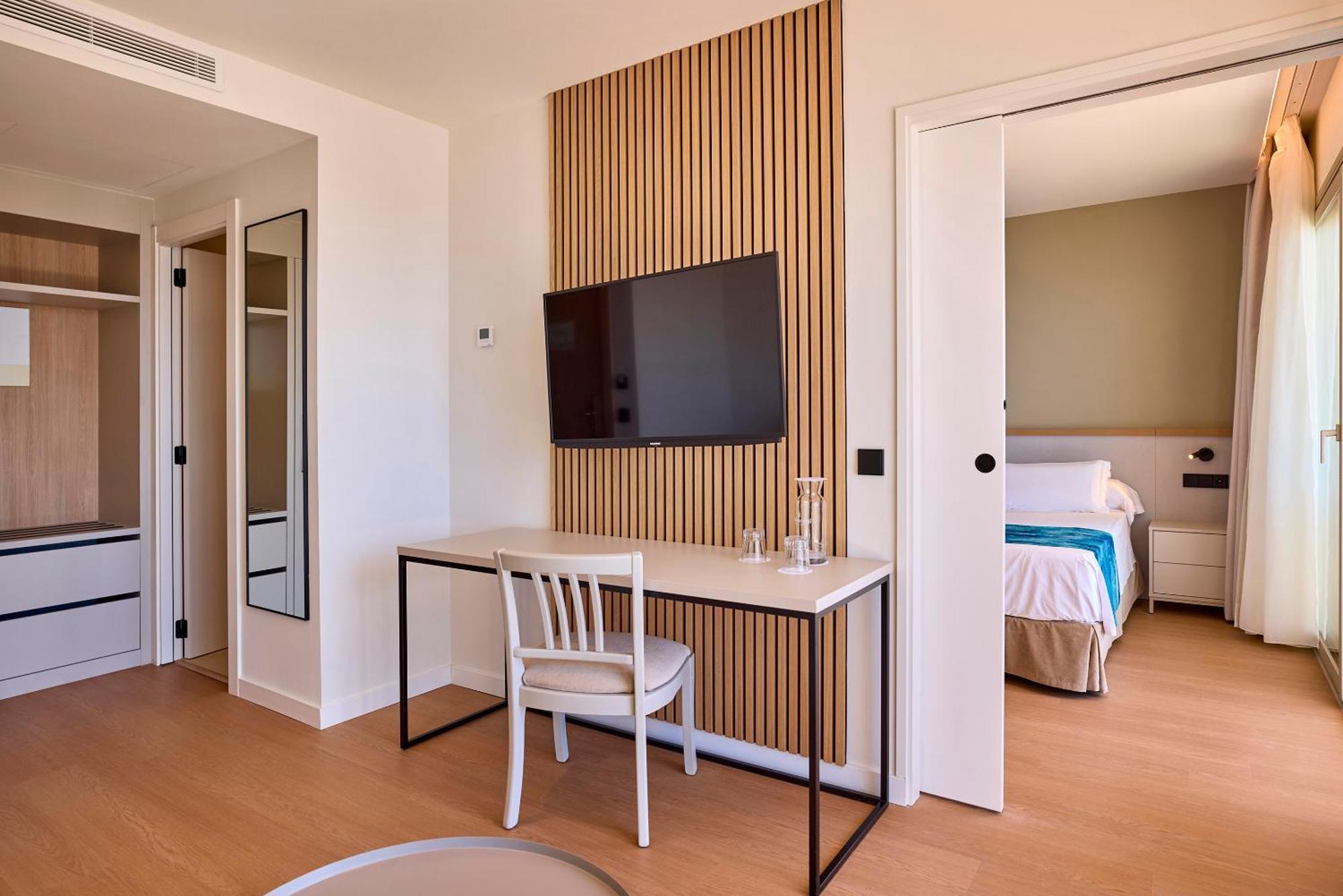 Universal Hotel Romantica Colonia de Sant Jordi Esterno foto