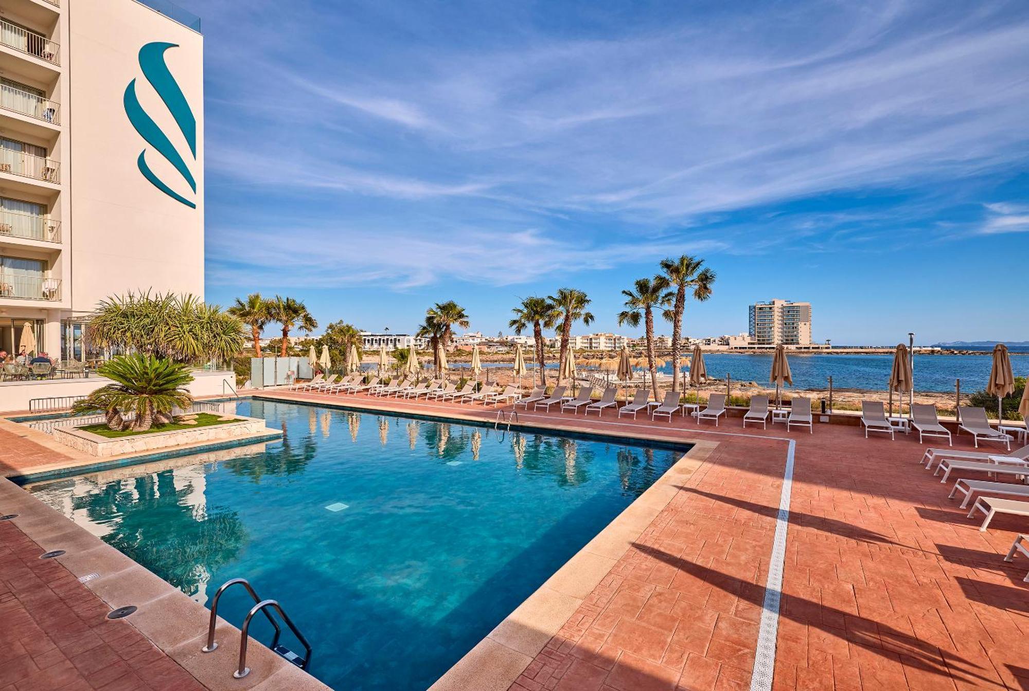 Universal Hotel Romantica Colonia de Sant Jordi Esterno foto