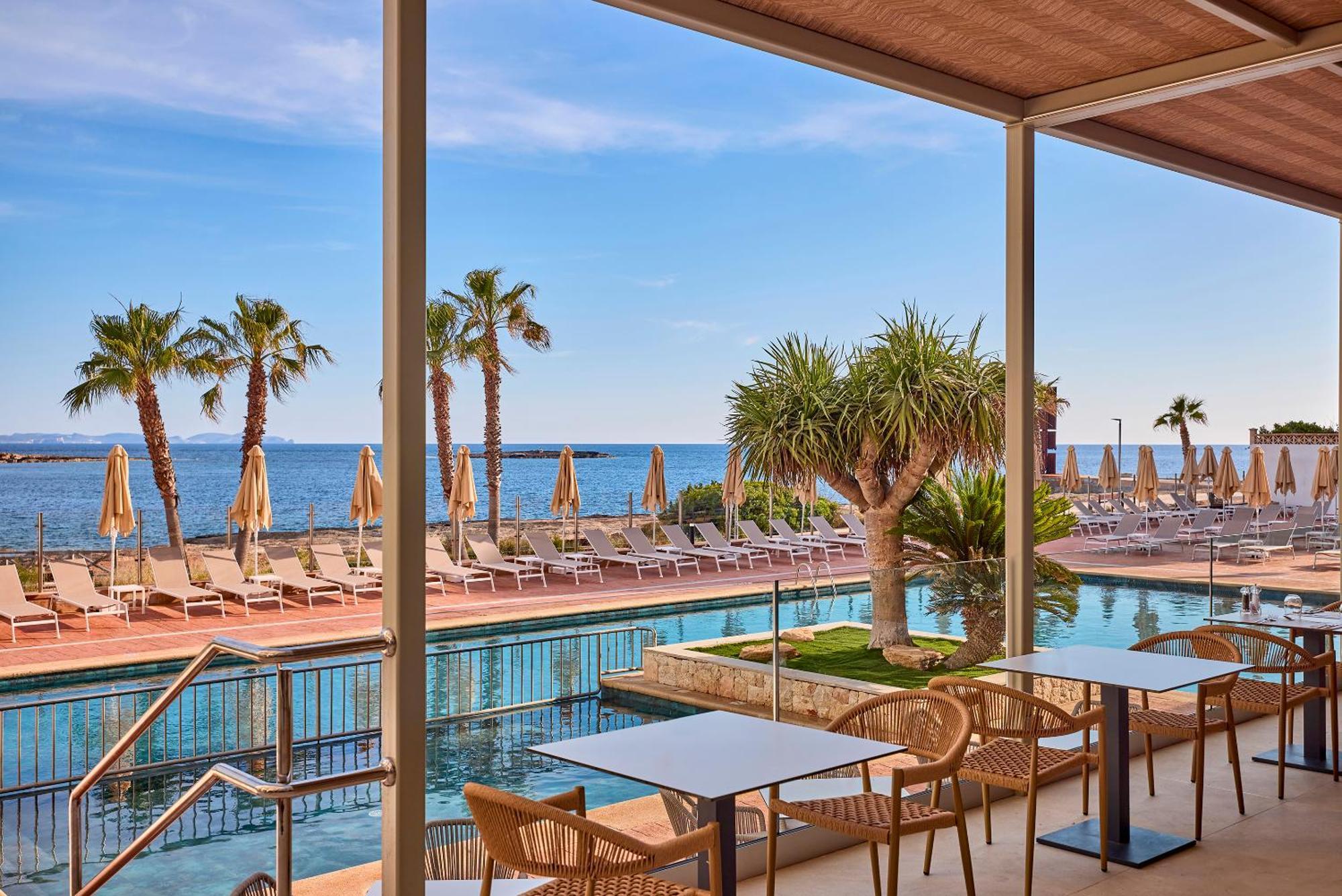 Universal Hotel Romantica Colonia de Sant Jordi Esterno foto