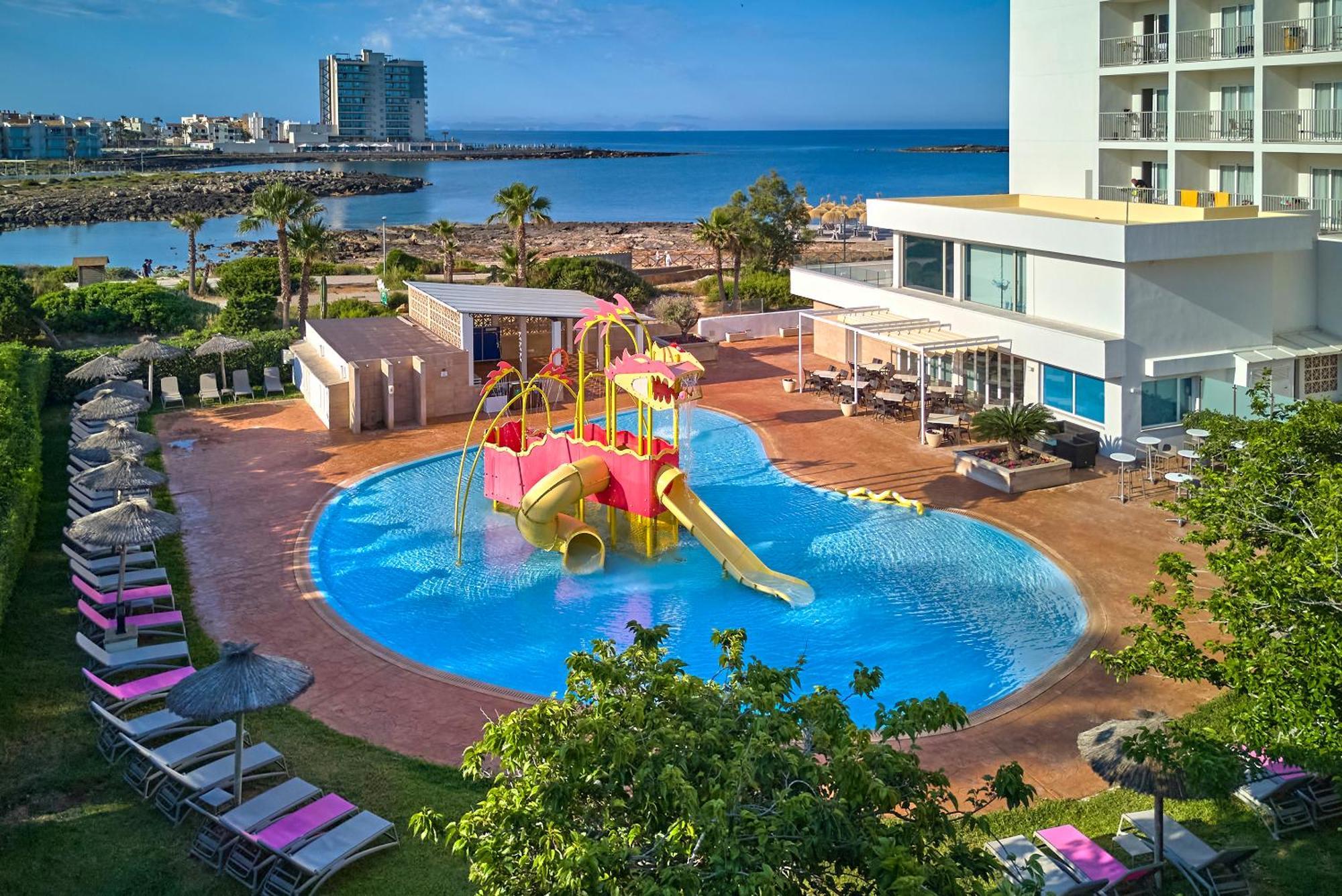Universal Hotel Romantica Colonia de Sant Jordi Esterno foto